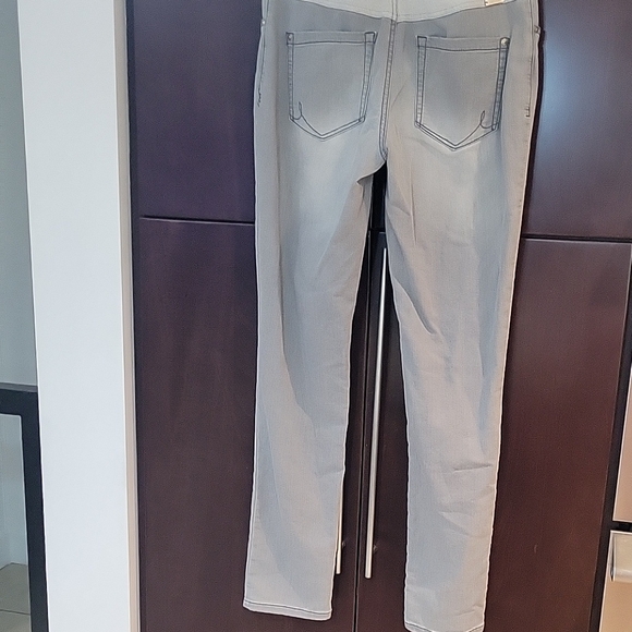 INC International Concepts Women's Light Gray Jeans - Picture 3 of 14